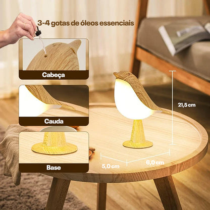Luminária LED Magpie com Toque – 3 Cores, Design Pássaro em Madeira